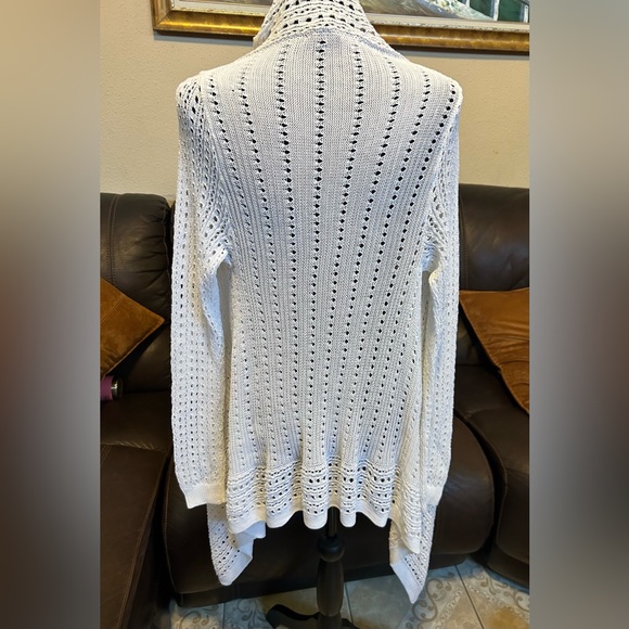 White House Black Market Sweaters - Picture 6 of 6